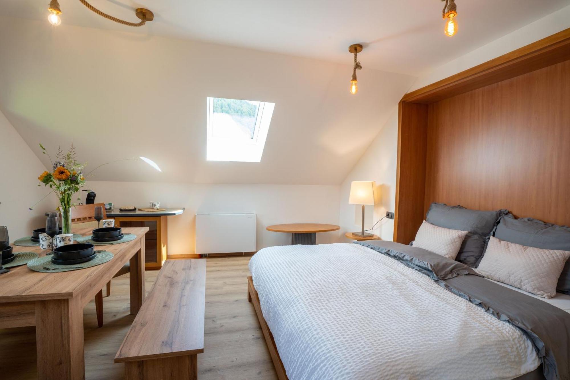 Aparthotel Hom At Vintgar Zgornje Gorje Eksteriør billede