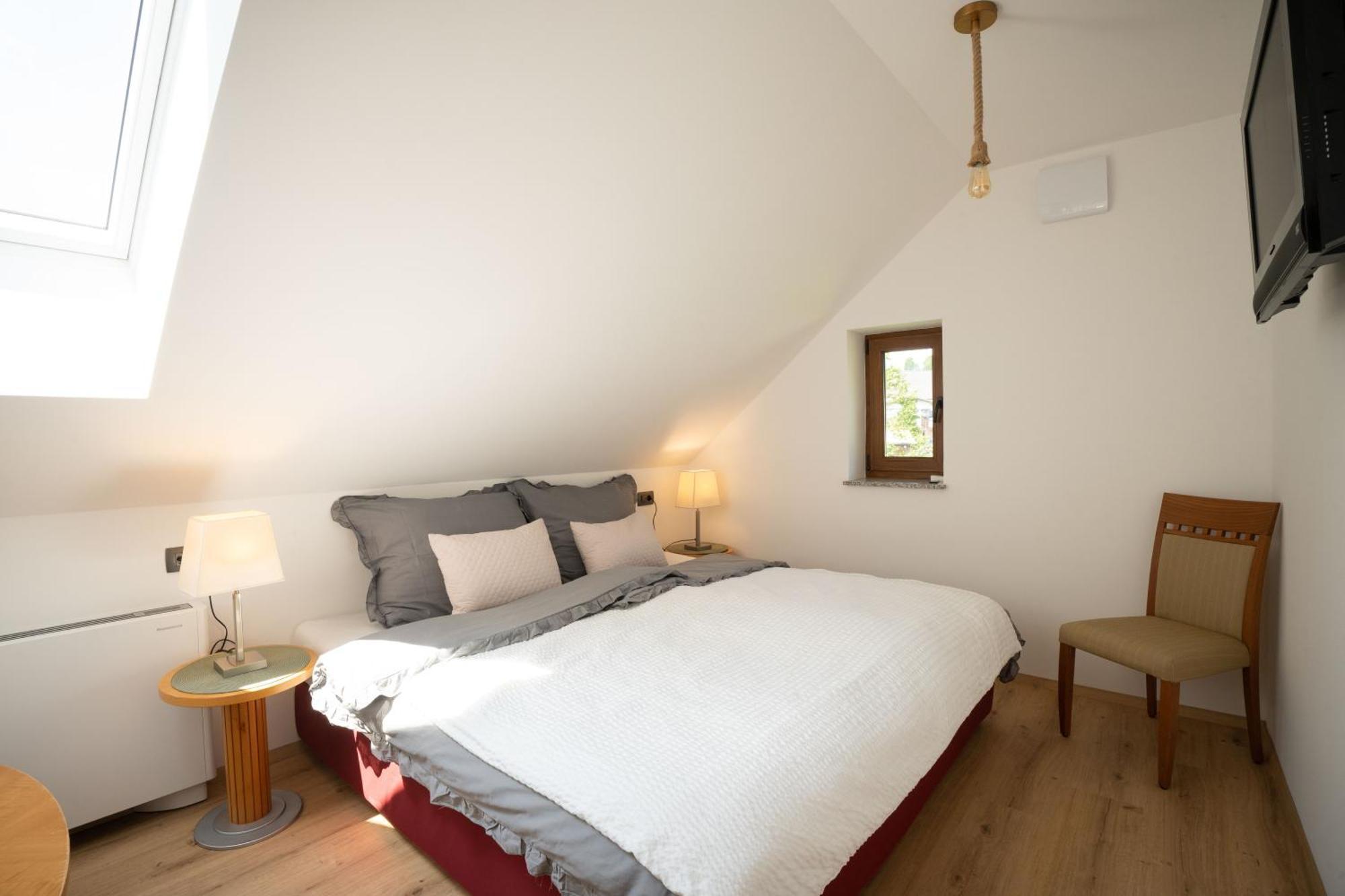 Aparthotel Hom At Vintgar Zgornje Gorje Eksteriør billede